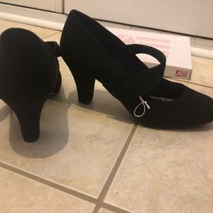 ⭐️American Eagle High Healed Shoes - NEW